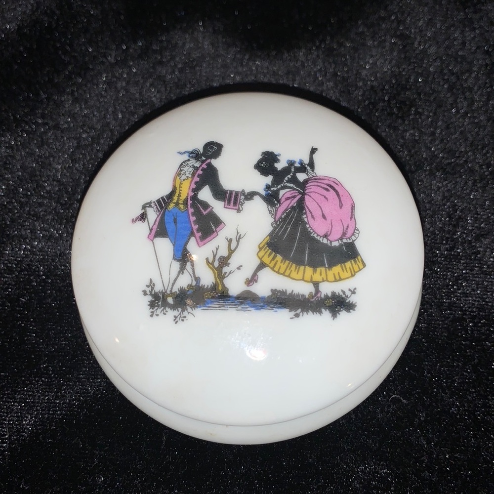 Gilded Age scene Limoges Porcelain Vintage Ring holder 1950's